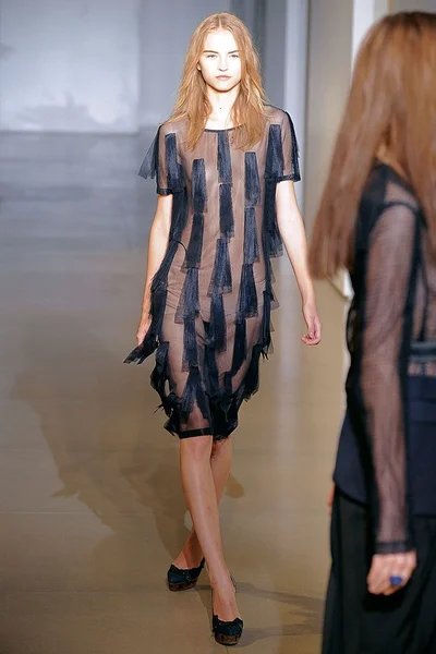 Look 8